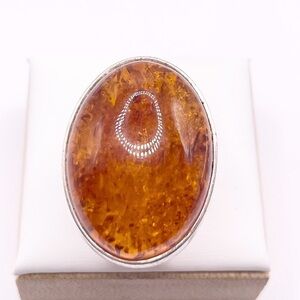 Size 7.5 Baltic Amber Oval 925 Sterling Silver Ring